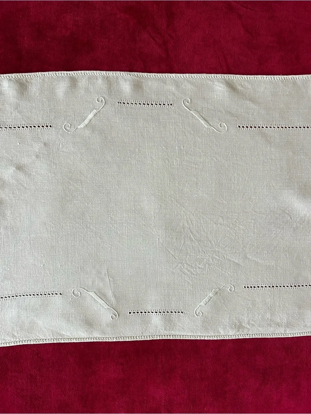 Vintage Linen Mini Table Runner Dresser Scarf 34